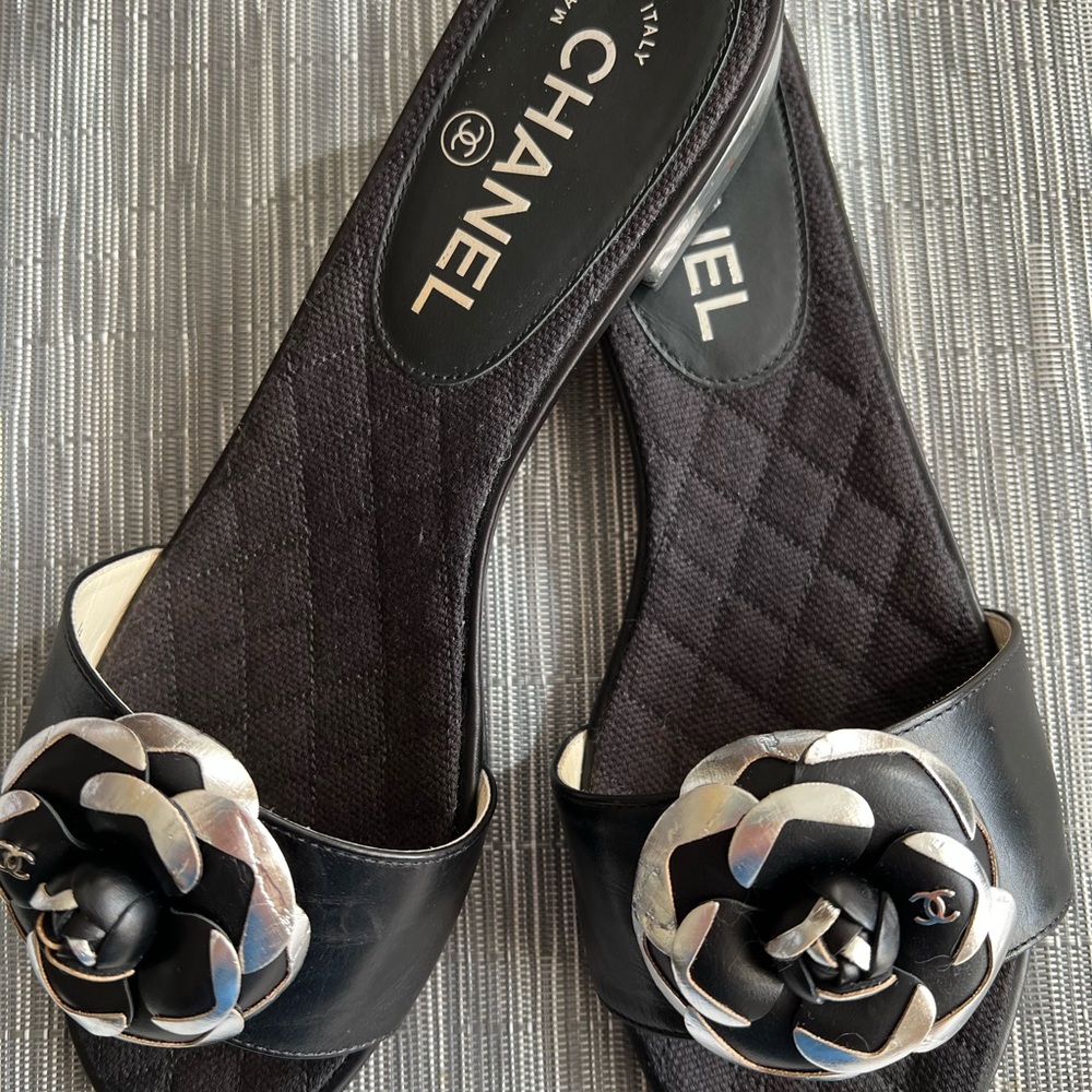 Chanel Black and Silver Women's Slides